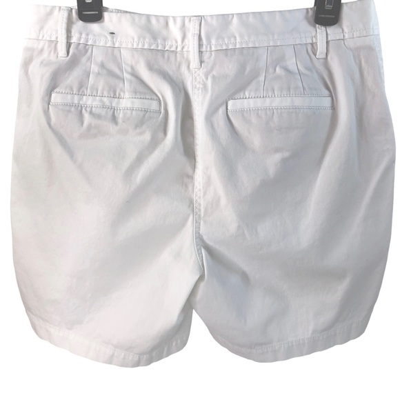 Talbots Relaxed Chino Shorts Sz 10 10" Rise White Casual Golf Coastal - Picture 3 of 7